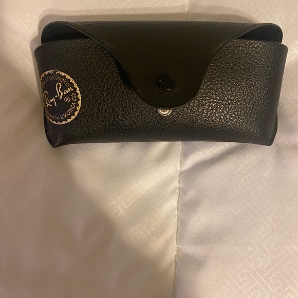 Ray ban sunglasses - Picture 4 of 4